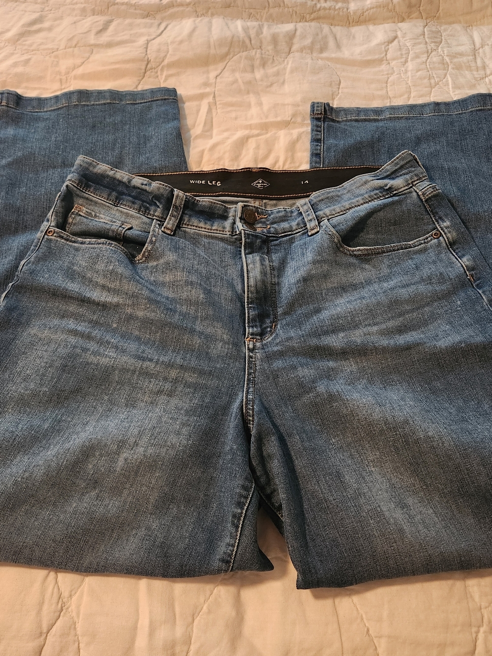 Wide Leg Men’s Jeans - Light Blue Denim